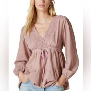 Lucky Brand Embroidered Babydoll Top New. SZ XXL. Lightweight long sleeve